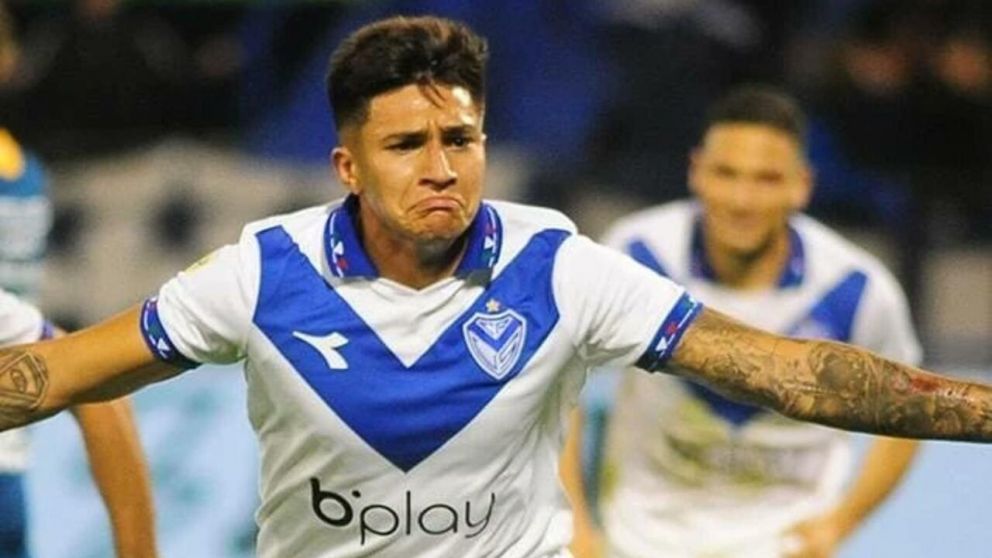 Vélez pegó el deseado alarido y venció a Arsenal gracias a un tremendo golazo de Manu Castro