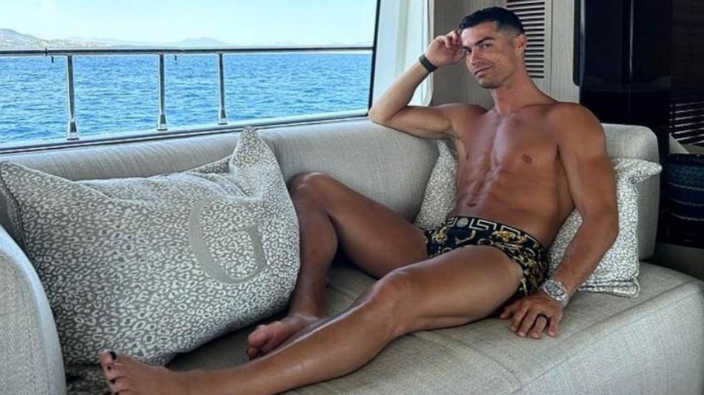Cristiano Ronaldo se pinta las uñas de los pies por un increíble motivo