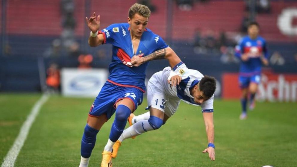 Tigre, en el final, se lo ganó a Vélez y le pegó otro golpe letal que lo acerca a la zona de descenso