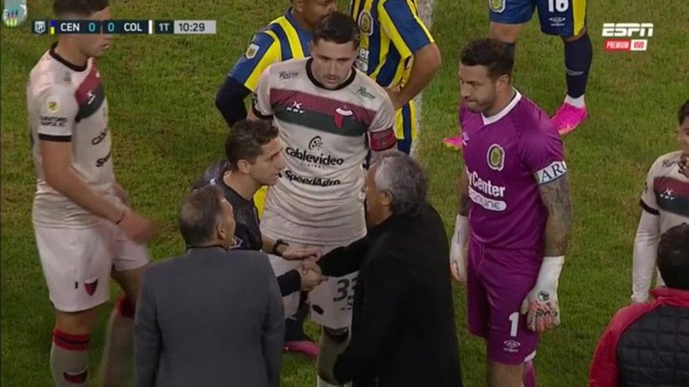Colón se lo ganaba a Central pero Lamolina cobró un insólito penal y Véliz emparejó la chapa