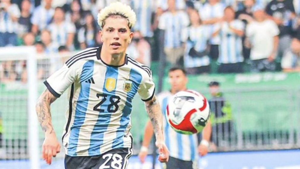 Selección Argentina: Alejandro Garnacho contó por qué eligió el dorsal 28 y su vínculo con Racing