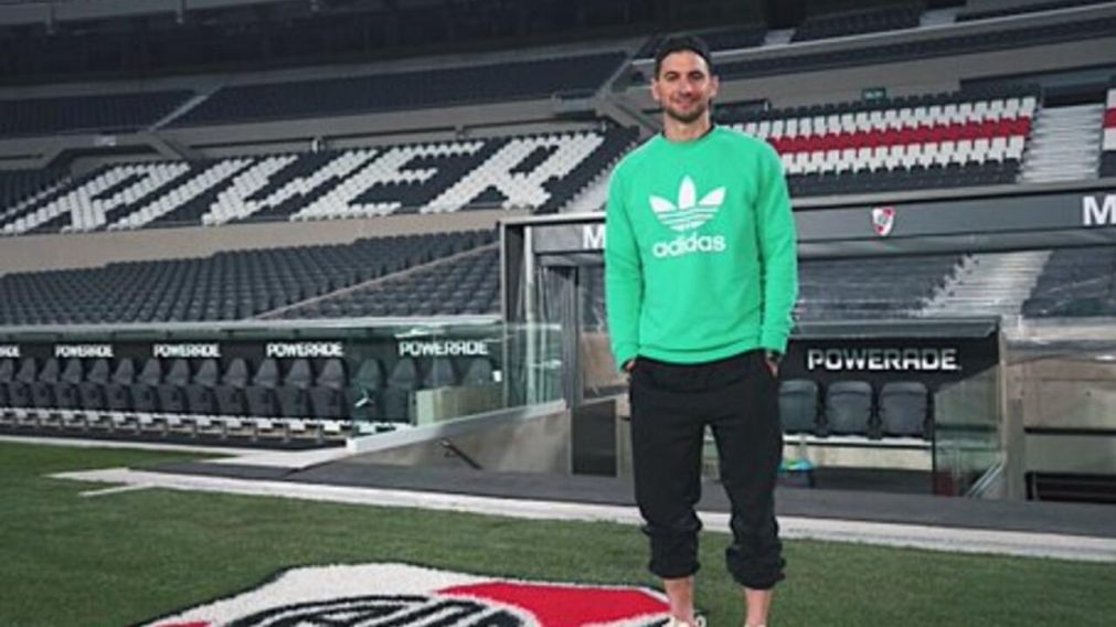 Lucas Alario fue a River para conocer el nuevo Monumental y, de paso, mand� un mensaje bien claro