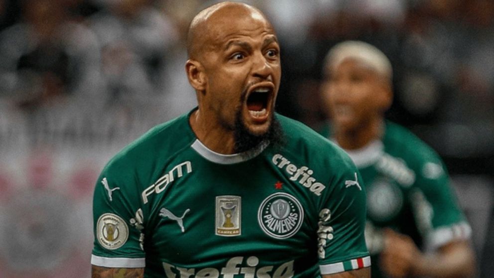 Felipe Melo fue increpado por barras del Fluminense que lo acusaron de algo muy feo