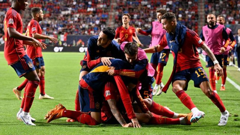 España venció sobre el final a Italia y jugará la final de la National League