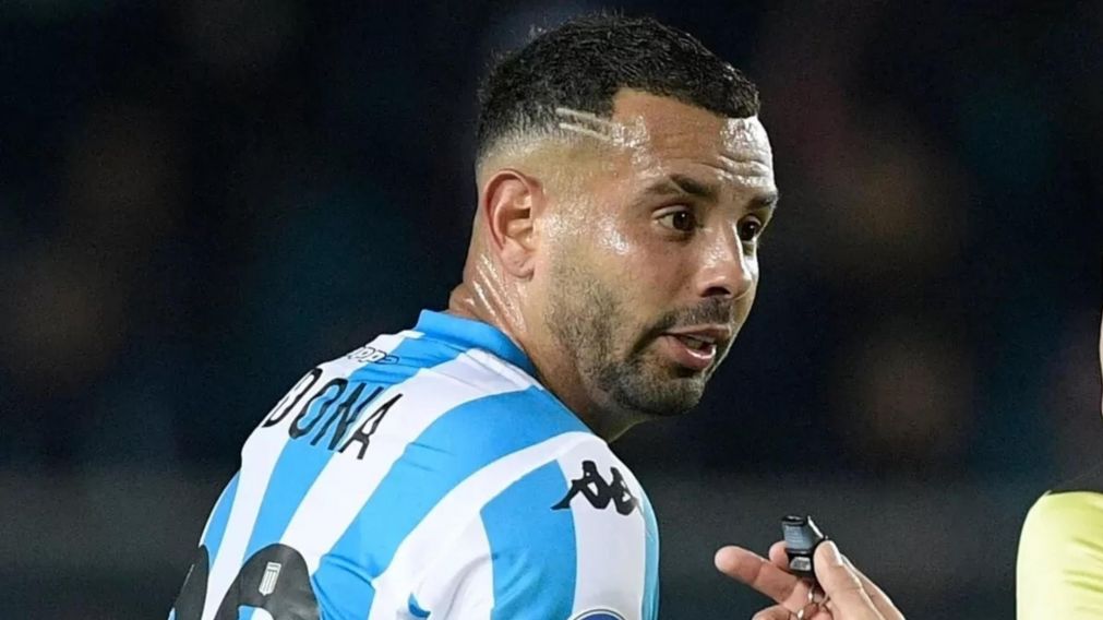 Racing pas� la escoba y limpi� a Cardona