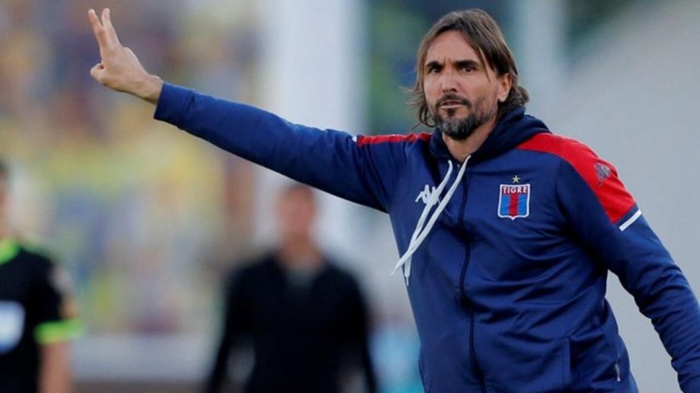 Tigre: Diego Martínez podría dejar su puesto de entrenador