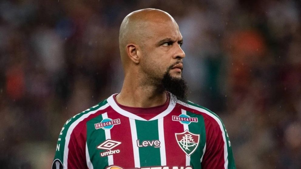 Copa Libertadores agitada: Rodrigo Mora castigó a Felipe Melo con un fuerte posteo