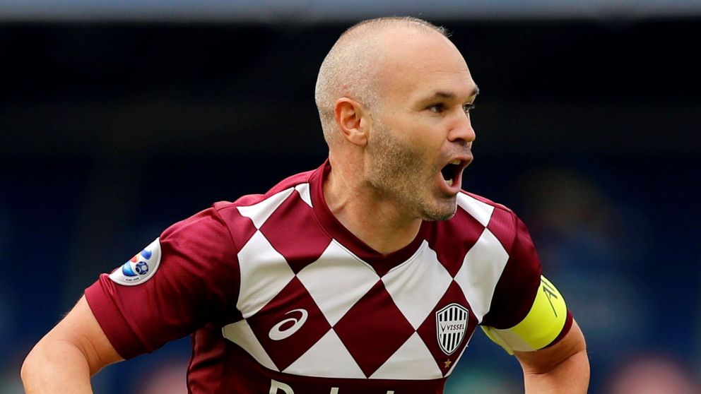 Borghi se sumó a Gabriel Milito e invitó a Iniesta a jugar en Argentinos