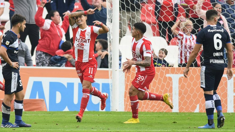 Unión de Santa Fe derrotó a Gimnasia de La Plata y salió del fondo de la Liga Profesional