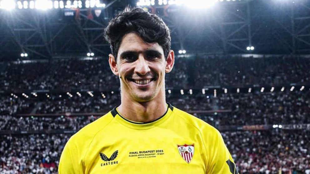 El arquero campeón de la Europa League con Sevilla habló sobre Martín Demichelis y revolucionó las redes sociales