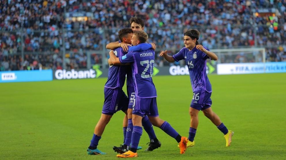 La Selección Argentina se floreó ante Nueva Zelanda y espera rival para los octavos de final del Mundial Sub 20
