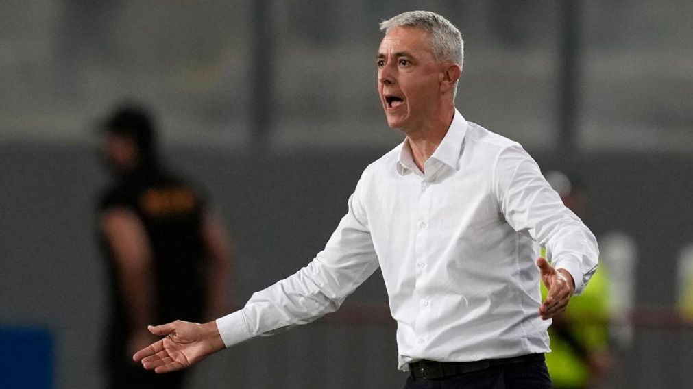 El DT de Sporting Cristal liquid� a River tras el empate en Copa Libertadores: �se creen��