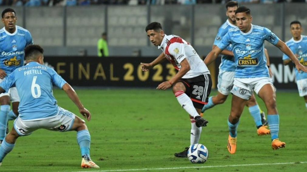 River rescat� un empate ante Sporting Cristal y condicion� su clasificaci�n aunque depende de si mismo