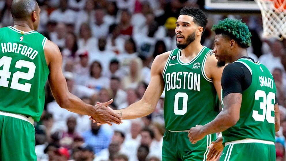 Tatum sale al rescate de los Boston Celtics ante Miami Heat en la NBA