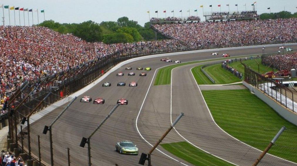 IndyCar: Tremendo accidente en los entrenamientos para las 500 Millas de Indianápolis