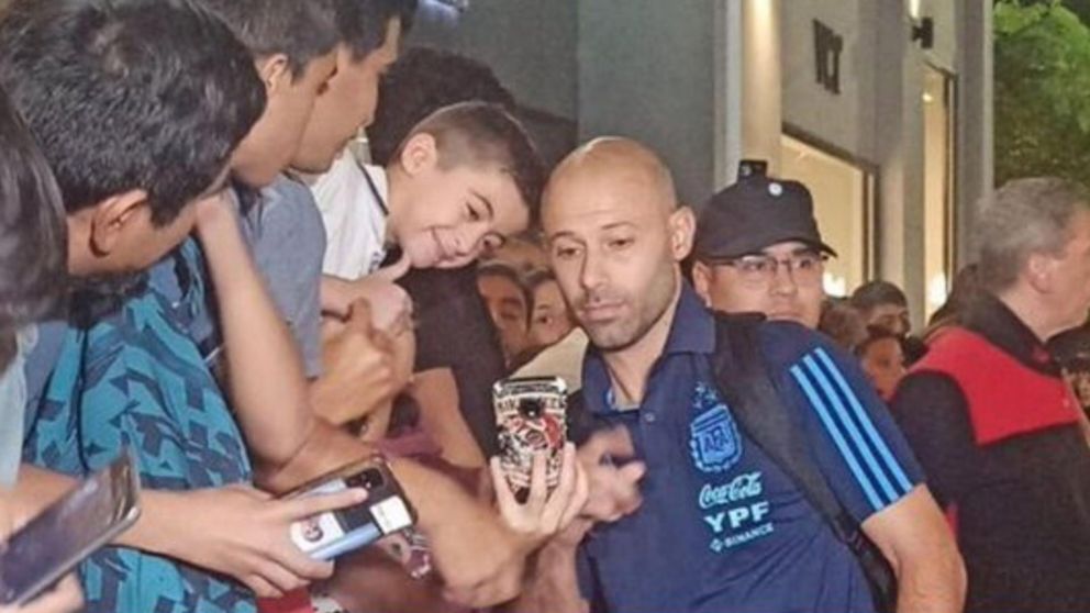 La Selección Argentina sub 20 tuvo un caluroso recibimiento en Santiago del Estero y se prepara para el debut mundialista