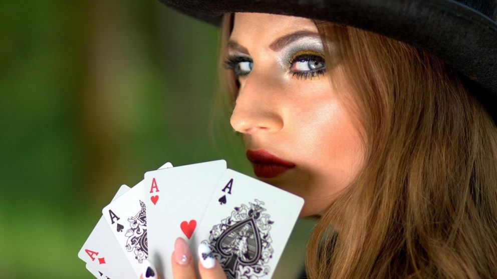 Cómo se juega a los tipos de póker más populares