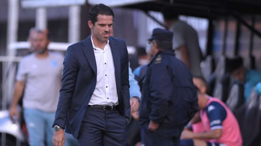 Racing, en ca�da libre: Gago sigue en su cargo y se enoja con un periodista ante la consulta sobre su futuro