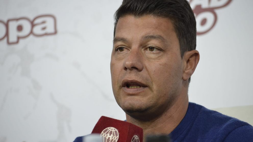 Sebastián Battaglia sorprendió a todos con sus primeras palabras como entrenador de Huracán