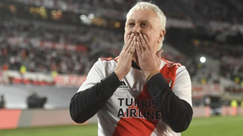 Beto Alonso al borde del rid�culo: as� justific� la actitud de Agust�n Palavecino que provoc� al esc�ndalo en el Supercl�sico de River ante Boca
