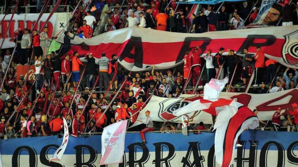 ¡Alerta River!: La Barra del Millonario llegó a Brasil y estará presente en el choque ante Fluminense