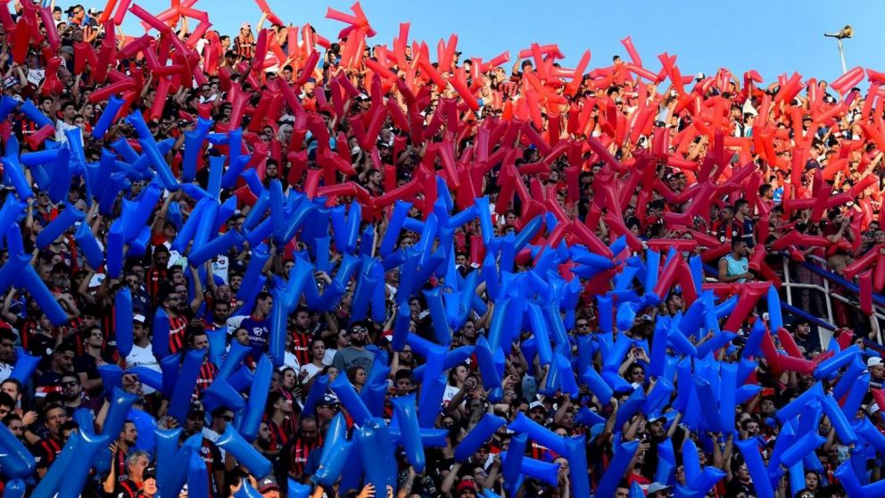 La tremenda gastada de los hinchas de San Lorenzo a Independiente por la colecta de Santiago Maratea