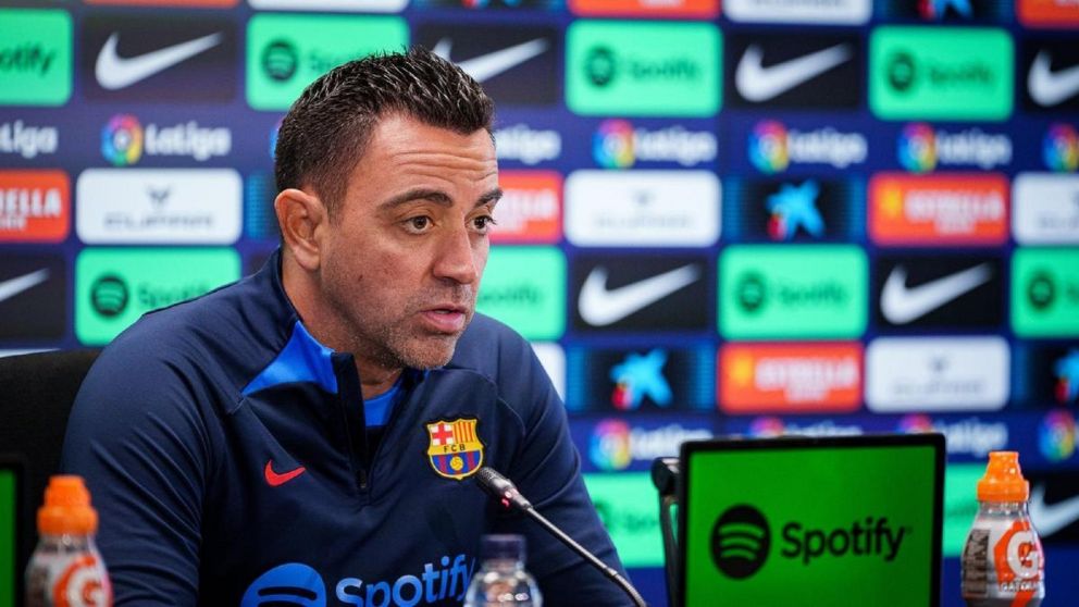 Xavi Hernández se deshizo en elogios para el Manchester City y Pep Guardiola: -"Es el mejor…"