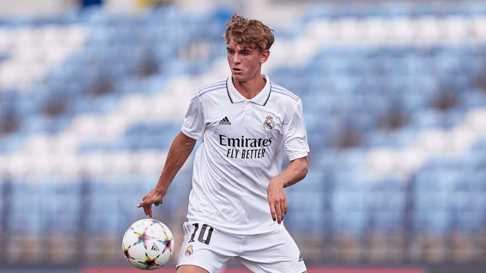 El juvenil Nicolás Paz recibió un tremendo elogio de Ancelotti, su DT en el Real Madrid
