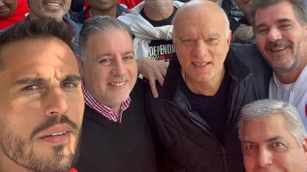 Independiente: Fabián Doman la ligó y fue tendencia ante el show de memes, tras la colecta de Maratea