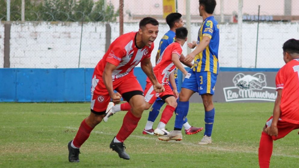 Juan Cruz Ledesma, goleador y figura de Mu�iz, lo tiene claro: "El objetivo es..."
