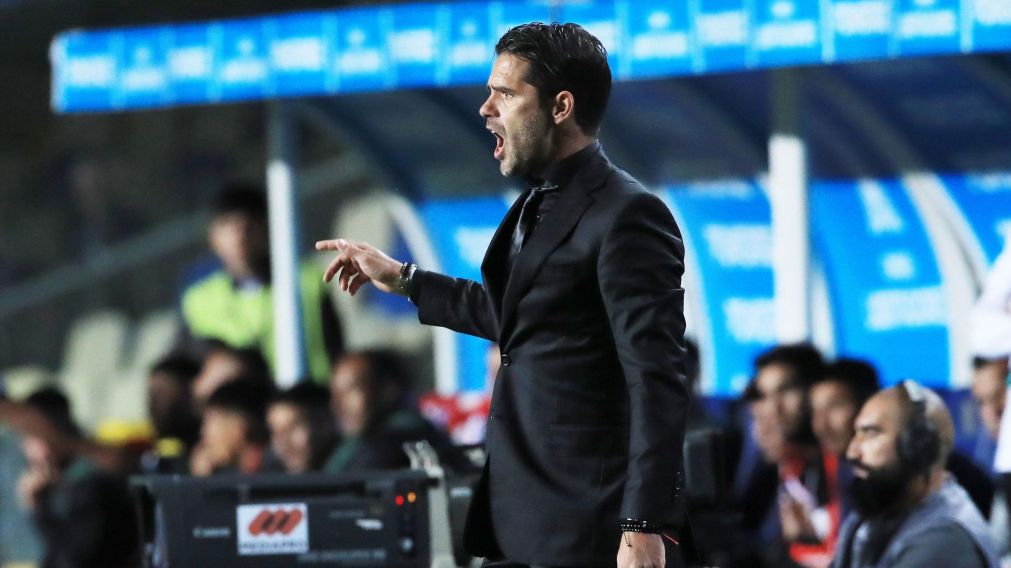 Racing: Gago tiene dos dudas con el equipo para el clásico ante Independiente