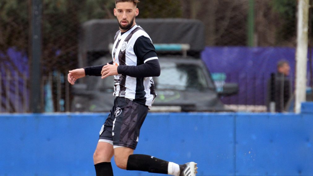 Lucas Miguens, capitán y emblema de El Porvenir, asume el reto: "El club te obliga a pelear arriba"