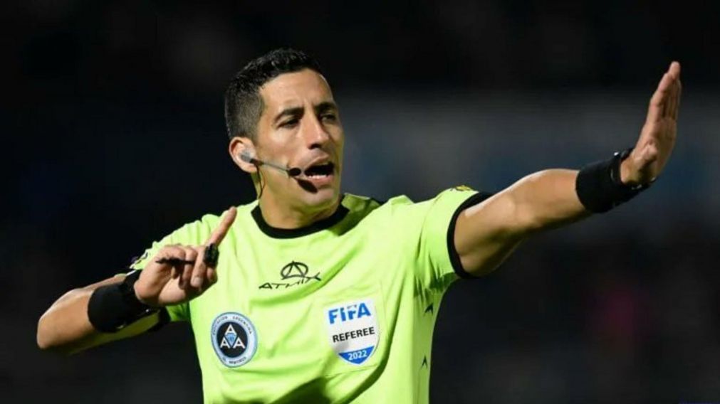 Liga Profesional: Falcón Pérez dirigirá el clásico de Avellaneda de la fecha 12 entre Independiente y Racing