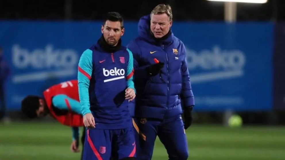 Koeman también pide la vuelta de Messi al Barcelona: "Es donde tiene..."