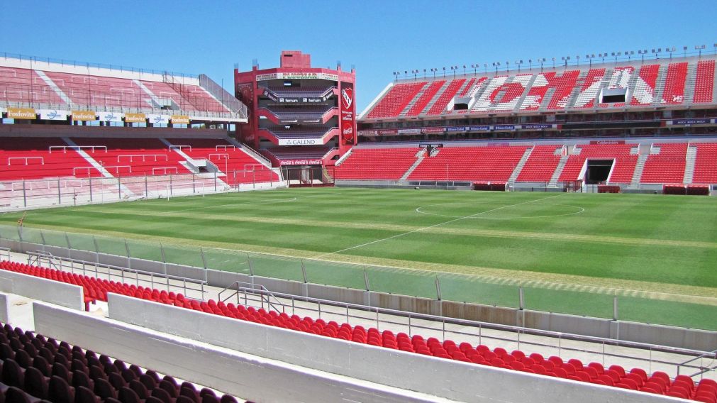 Independiente no tiene paz: aparecieron pintadas amenazantes para los dirigentes y jugadores