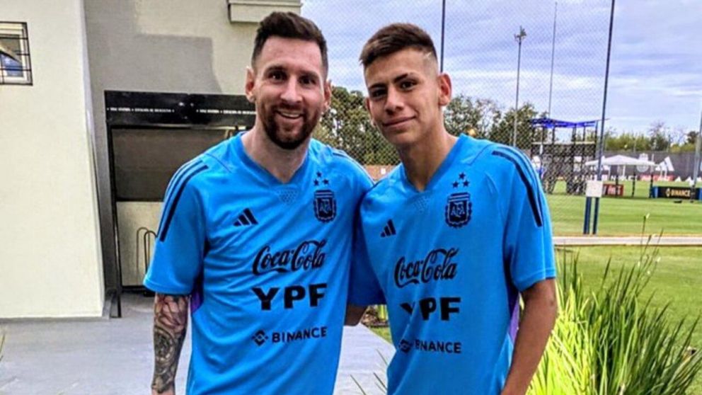 Claudio El Diablito Echeverri es seguido de cerca por tres equipos gigantes de Europa