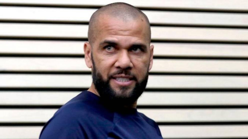 La soledad de Dani Alves: quién es la única persona que lo visita en la cárcel