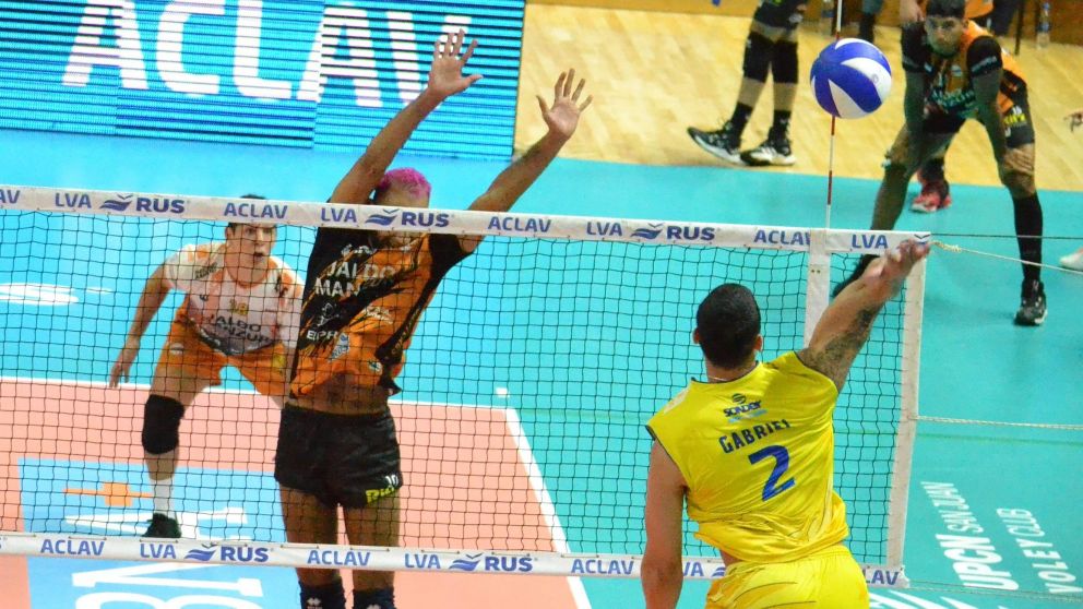 UPCN aplastó a Monteros y es finalista de la Liga ACLAV de vóleibol