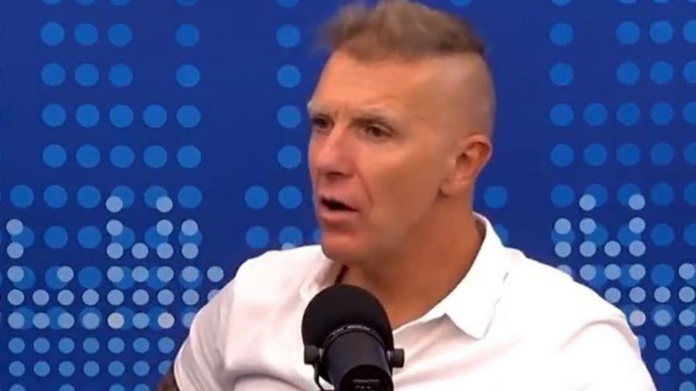 Alejandro Fantino pasó un mal momento en vivo por culpa de River