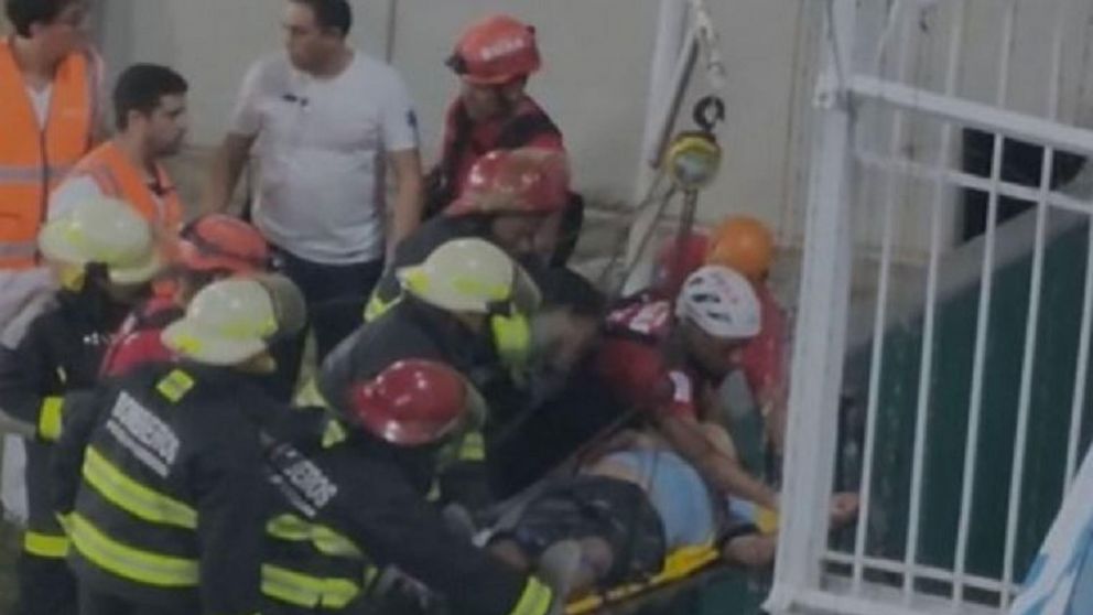 ¡Increíble!: un hincha de Belgrano cayó al foso del Kempes y se salvó de milagro