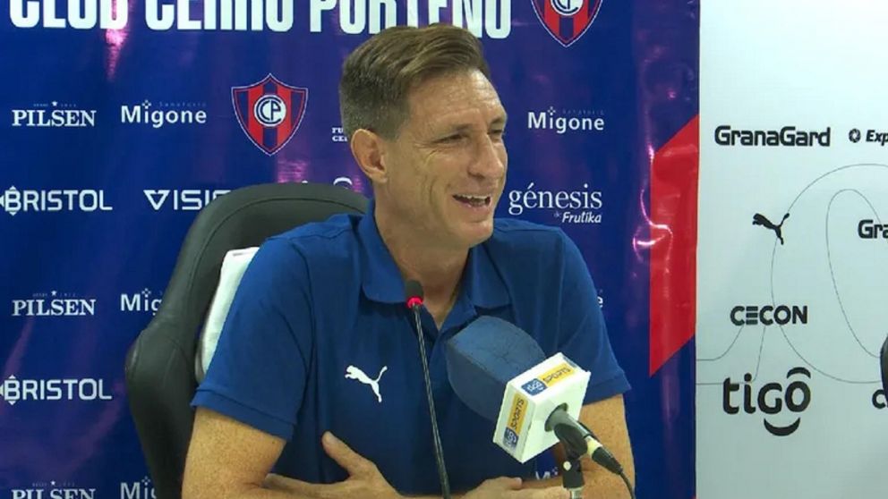 Sava pasó un mal momento con un hincha de Cerro Porteño, luego de sonar como posible DT de Boca