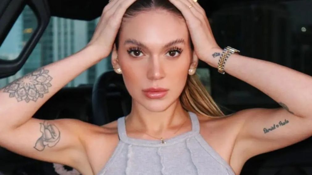 Sasha Ferro incendió las calles de Buenos Aires con un look infartante