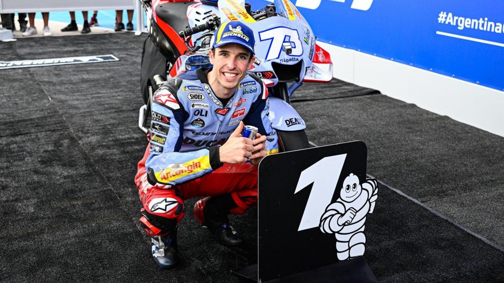 Álex Márquez es pura confianza tras la pole en MotoGP: "Tenemos dos carreras para salir primeros"