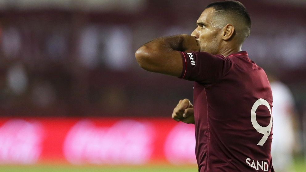 ¡Arde Lanús!: Pepe Sand no juega y le mandó duros mensajes a Frank Darío Kudelka