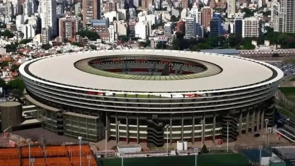 River: Brito fue tajante sobre la chance de techar el Monumental