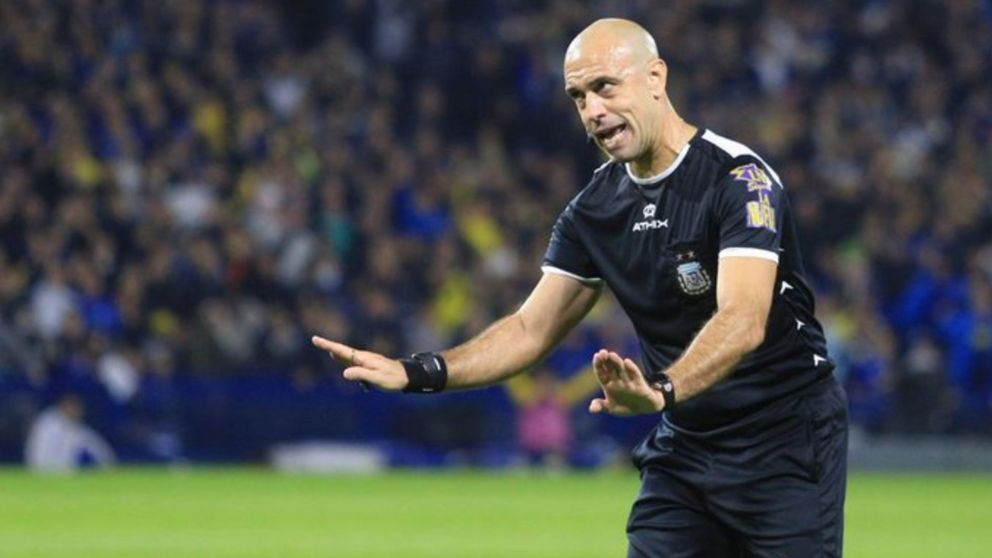 Baliño fue contundente y explicó por qué no cobró penal para Boca en el final ante Instituto