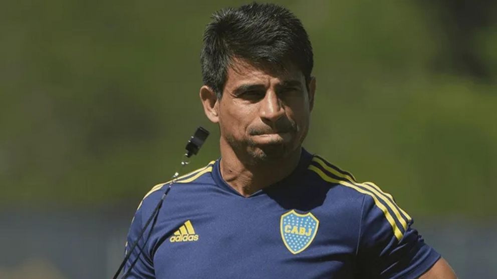 Ibarra pierde a tres jugadores de Boca para el debut en la Copa Argentina