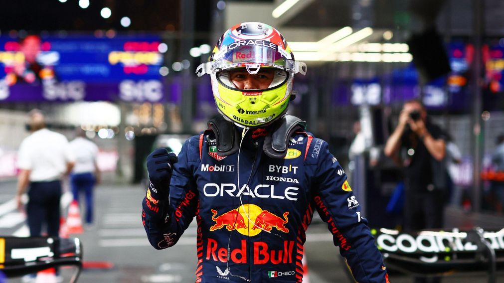 Fórmula 1: Checo Pérez largará en la pole position y Max Verstappen muy retrasado en el GP de Arabia Saudita