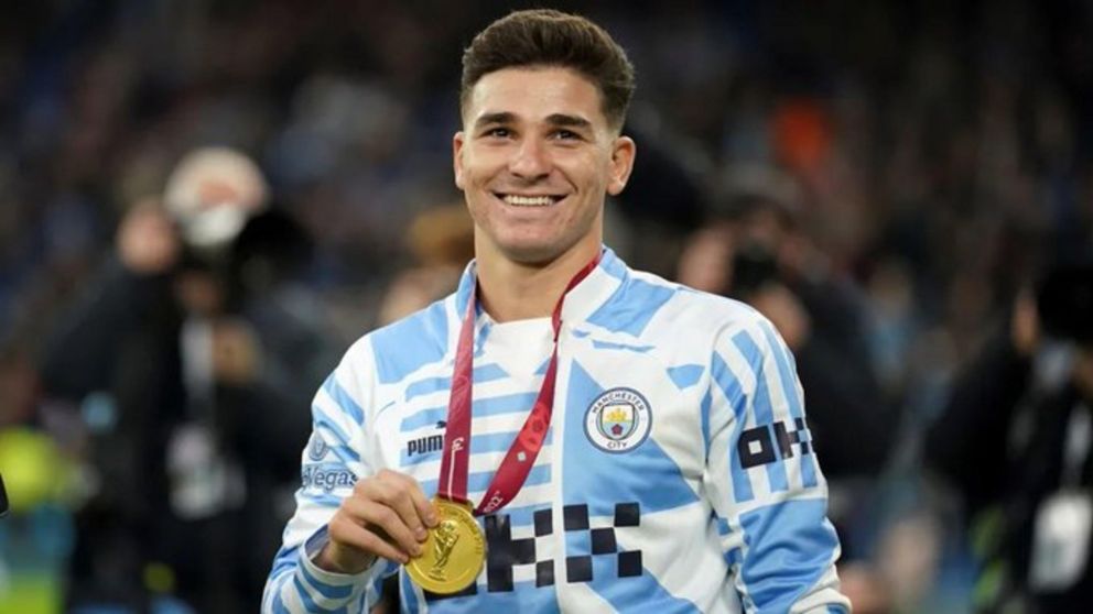 Conoc� c�mo el Manchester City planea blindar a Juli�n �lvarez: nuevo contrato y aumento de sueldo