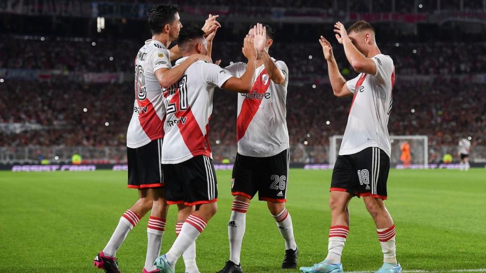 River fue demasiado para Godoy Cruz y lo goleó con un doblete de Beltrán y otro de Barco